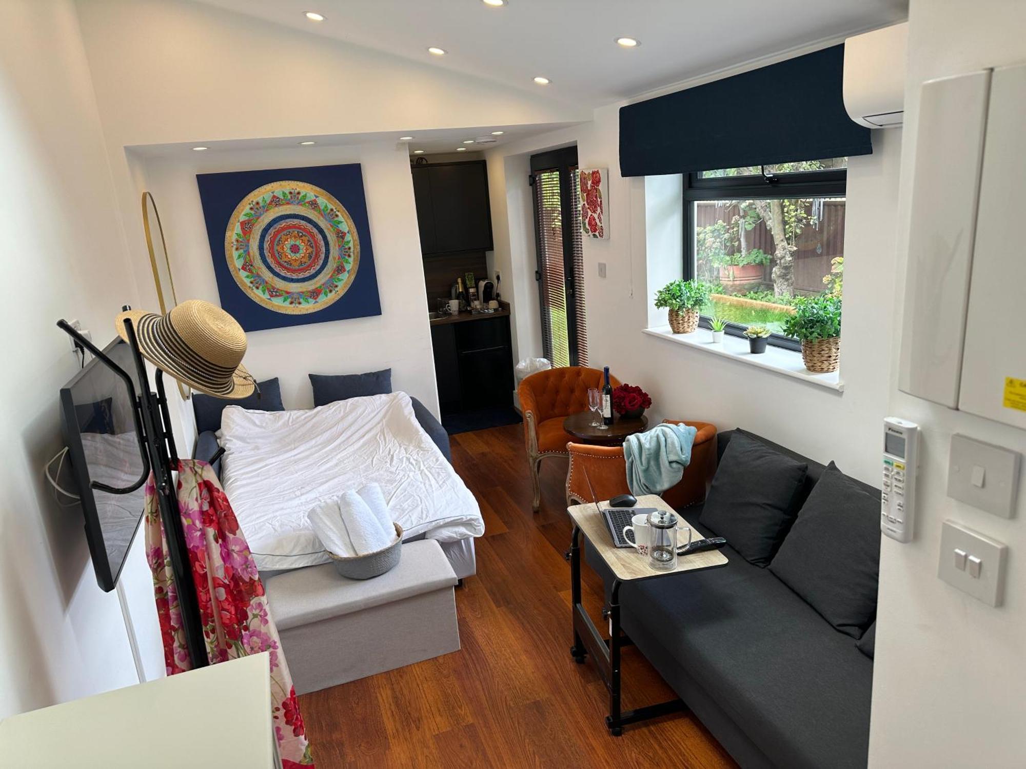 Bespoke Gallery Guesthouse Hendon Εξωτερικό φωτογραφία