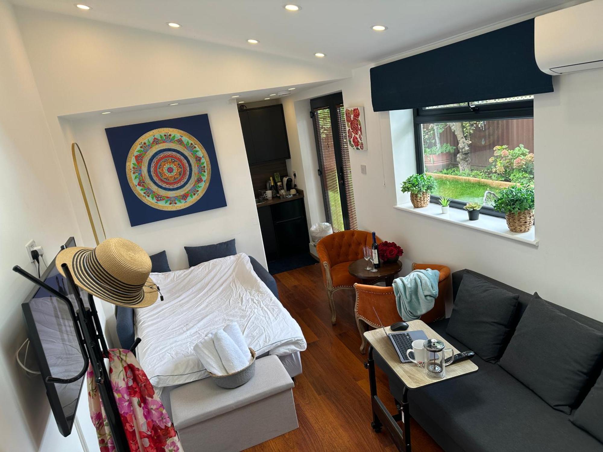 Bespoke Gallery Guesthouse Hendon Εξωτερικό φωτογραφία